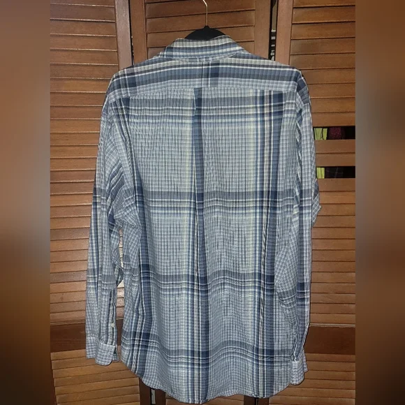 Ralph Lauren Blue and White Checkered Button Up Dress Shirt. Mens Size LG. - Picture 4 of 8